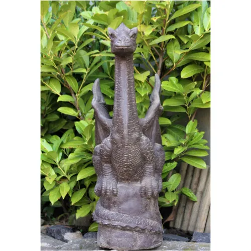 Drache sitzend