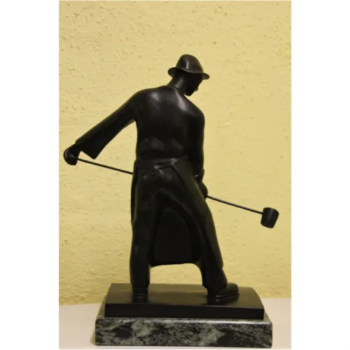 Bronze Eisengießer