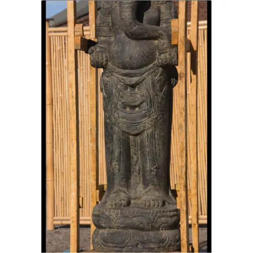 Ganesha stehend