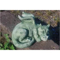 Drache liegend