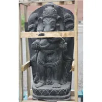 Stehende Ganesha