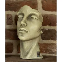 Büste Frau klein