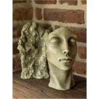 Büste Frau klein