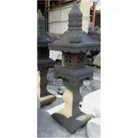 Japanische Gartenlaterne