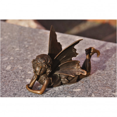 Fee Bronze