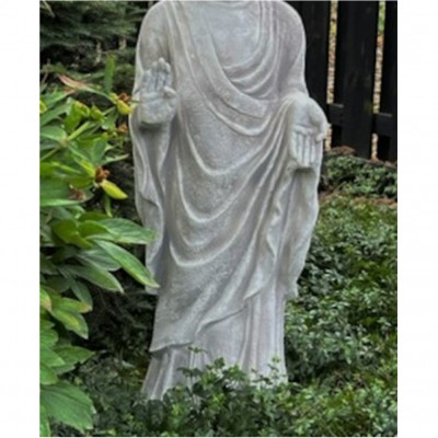Stehender Buddha