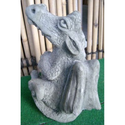 Drache mit Knochen